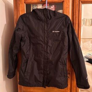 Columbia Black Jacket Raincoat with Logo